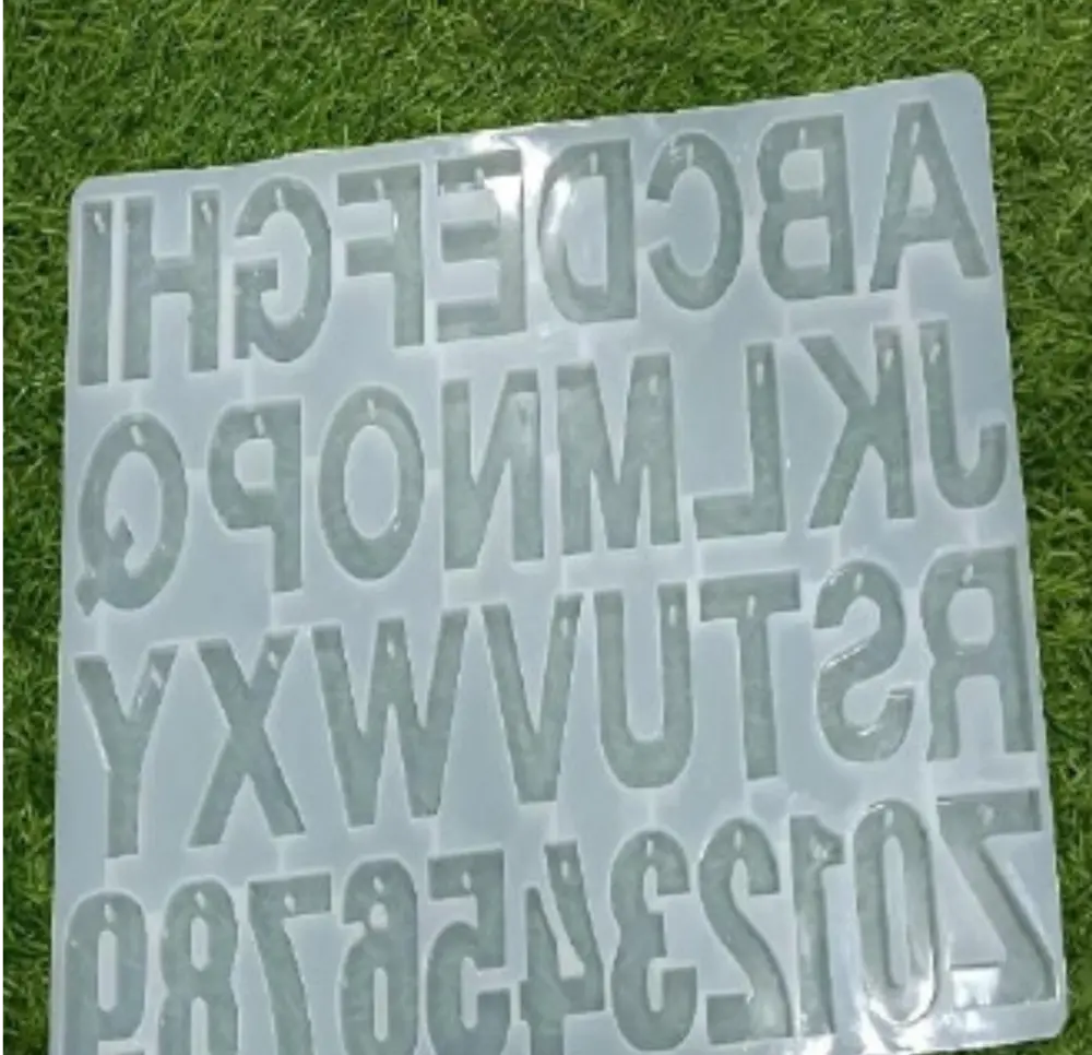FRONT POURING WITH HOLE ALPHABET MOULD